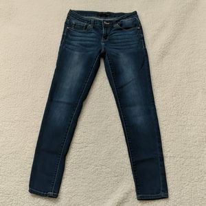 Women's Kancan Skinny jeans size 25